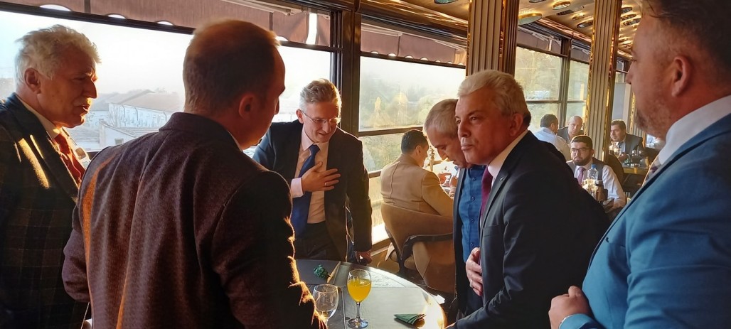 127623926_10158590514954627_1935238081906804894_o