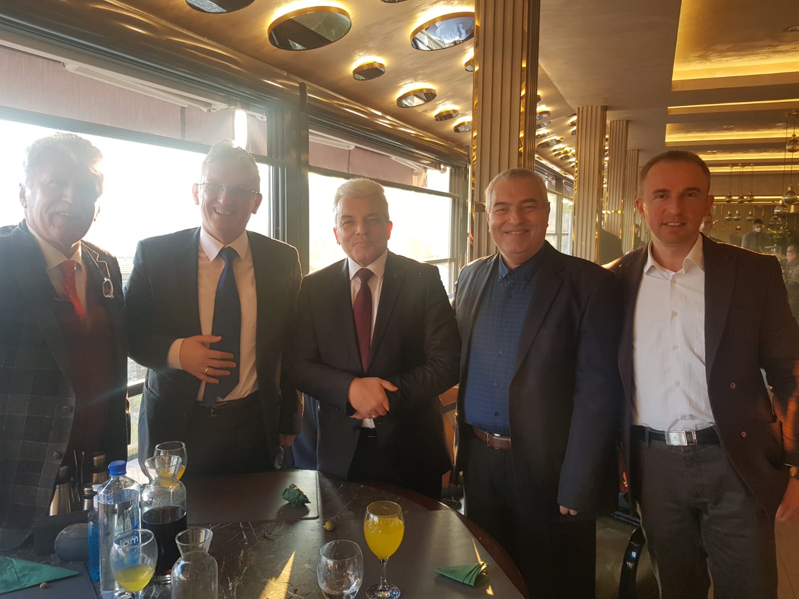 2bee6fe9-ea5b-4355-9038-652f0a219297